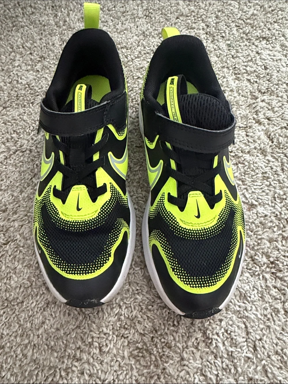 Nike Kids Black & Neon Yellow Velcro Athletic Sneakers